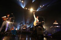 sumika（撮影：鈴木公平）