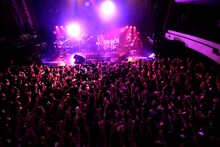 「luz 1st TOUR -GENESIS- MEMBERS ONLY」の様子。（提供：EXIT TUNES）