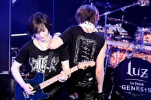 左からLeda、luz（提供：EXIT TUNES）