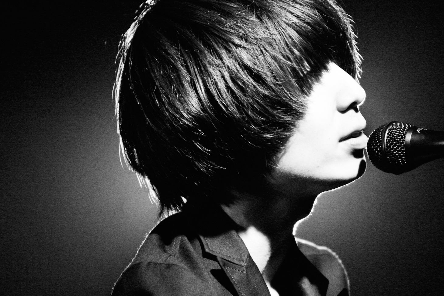 川谷絵音