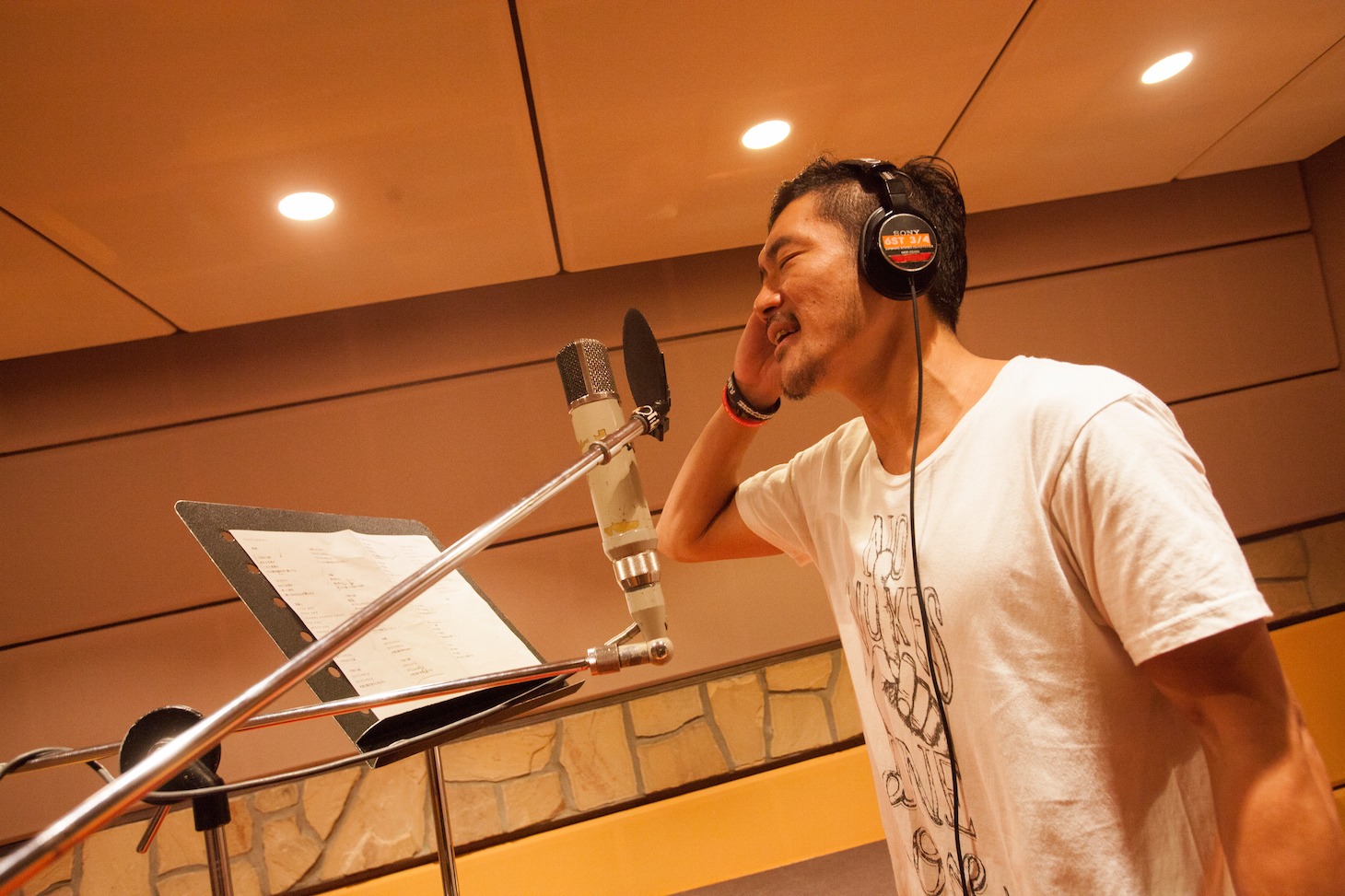 TOSHI-LOW（BRAHMAN）