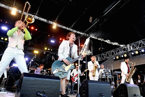 東京スカパラダイスオーケストラ feat. Ken Yokoyama（撮影：みやざきまゆみ）