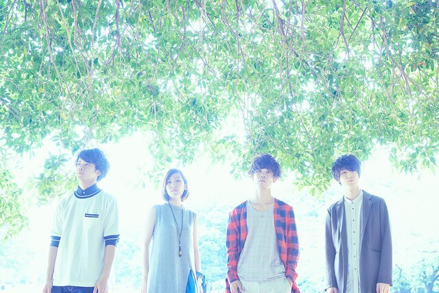 赤色のグリッター