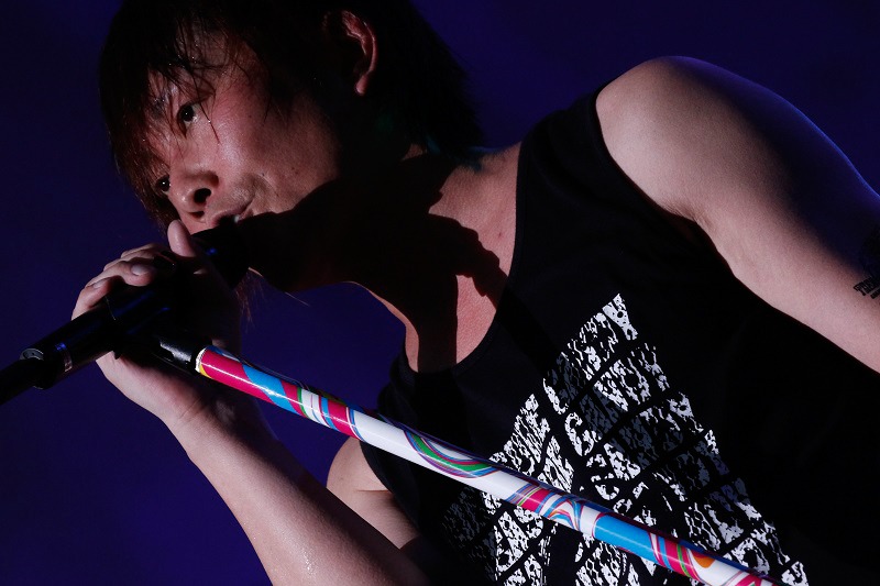KISHOW（Vo）（写真提供：ランティス）