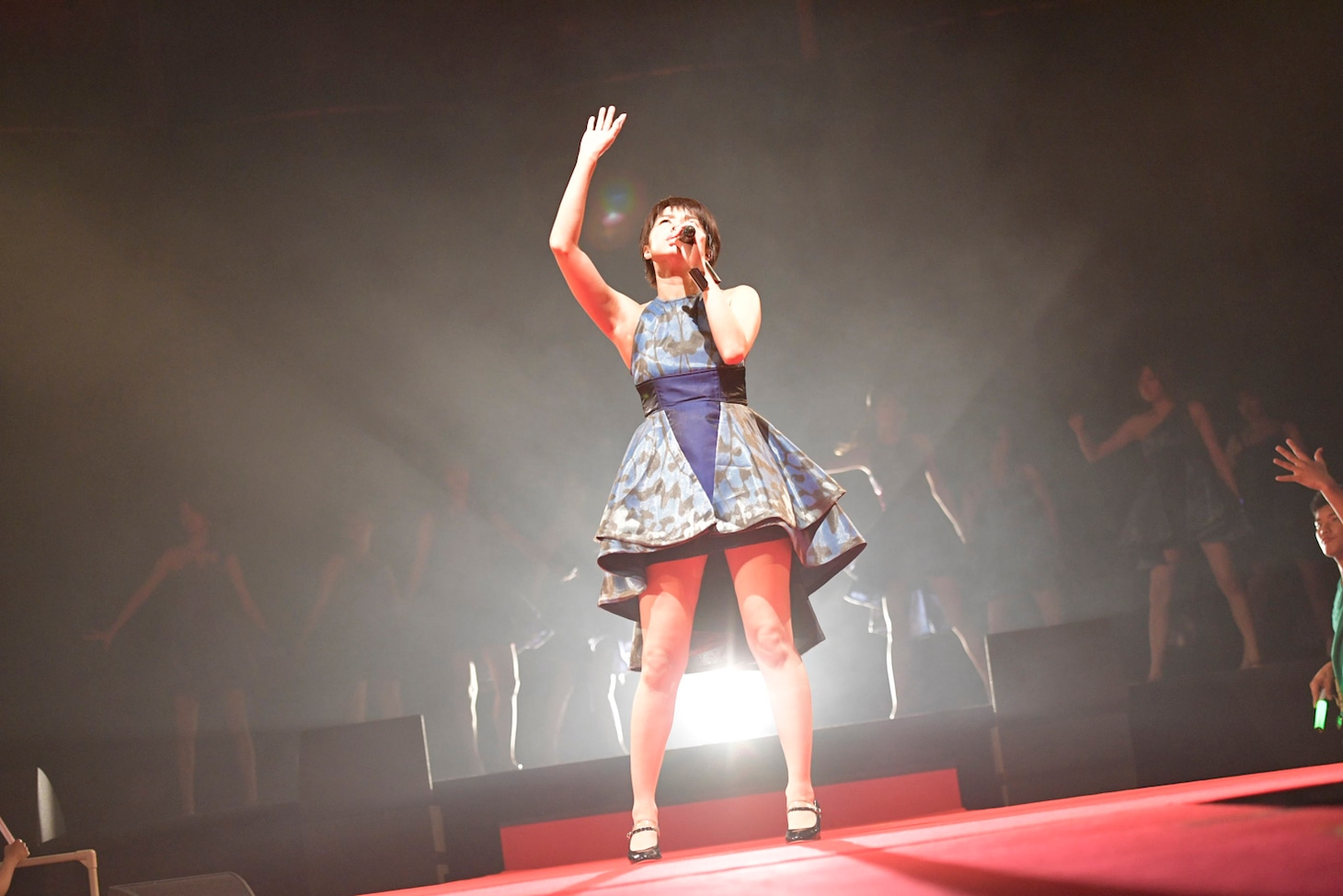 湊あかね（写真提供：日本クラウン）