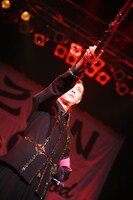 皇坂明希（撮影：鶴田健吾、今泉啓[studioKite]）