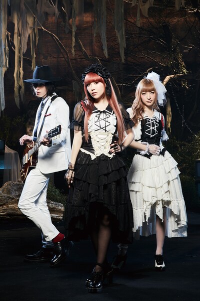 黒崎真音とTRUSTRICK。