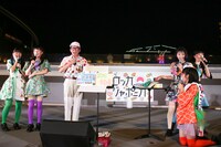 ワクワクさんとロッカジャポニカ。（写真提供：EVIL LINE RECORDS）