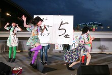 シングルランキング発表時のロッカジャポニカ。（写真提供：EVIL LINE RECORDS）