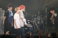 04 Limited Sazabys「AIM tour 2016」東京・豊洲PIT公演の様子。（Photo by  Viola Kam [V'z Twinkle Photography]）