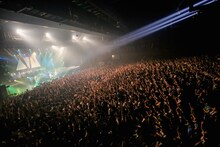 04 Limited Sazabys「AIM tour 2016」東京・豊洲PIT公演の様子。（Photo by  Viola Kam [V'z Twinkle Photography]）