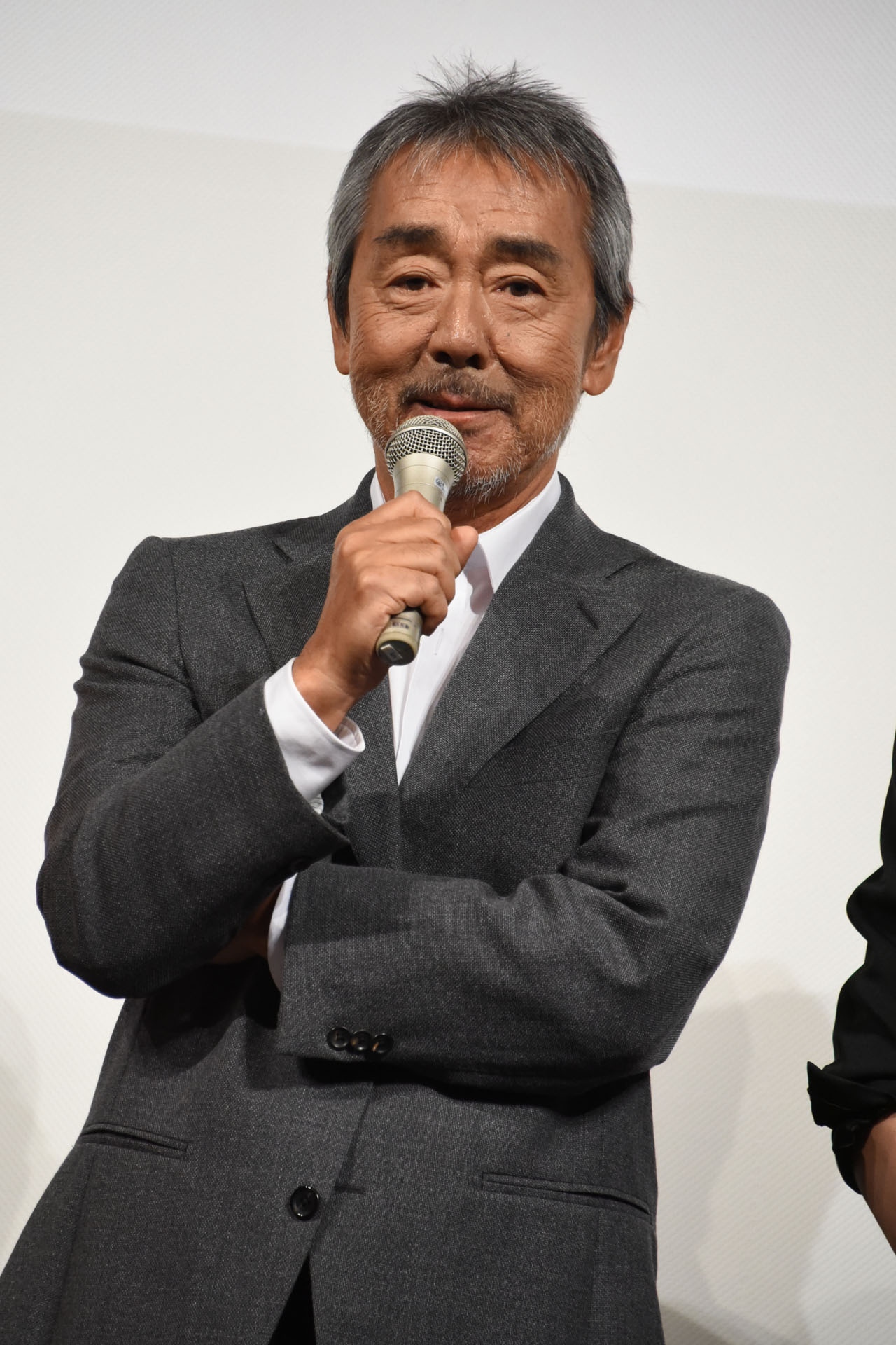 寺尾聰