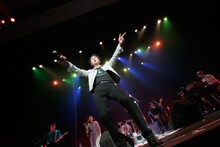 ORIGINAL LOVE「25周年アニバーサリー・ツアー」の東京・昭和女子大学人見記念講堂公演の様子。（撮影：柴田恵理）