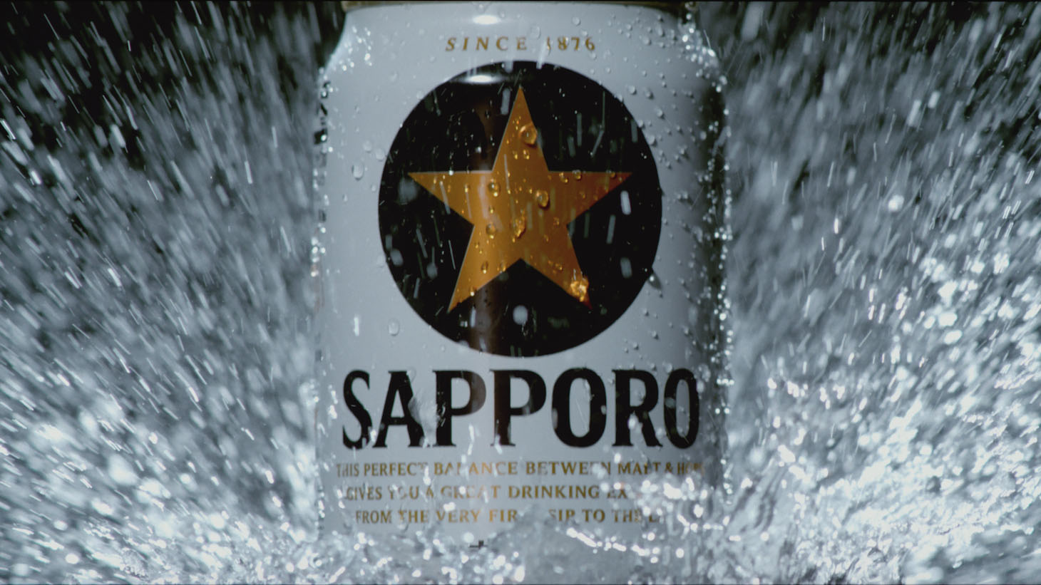 「サッポロ生ビール黒ラベル」CM「大人エレベーター」シリーズ新CM「35歳」のワンシーン。