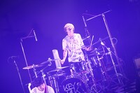 八木優樹（Dr, Cho）（撮影：後藤壮太郎）