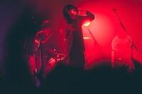 Suck a Stew Dry（撮影：永峰拓也）