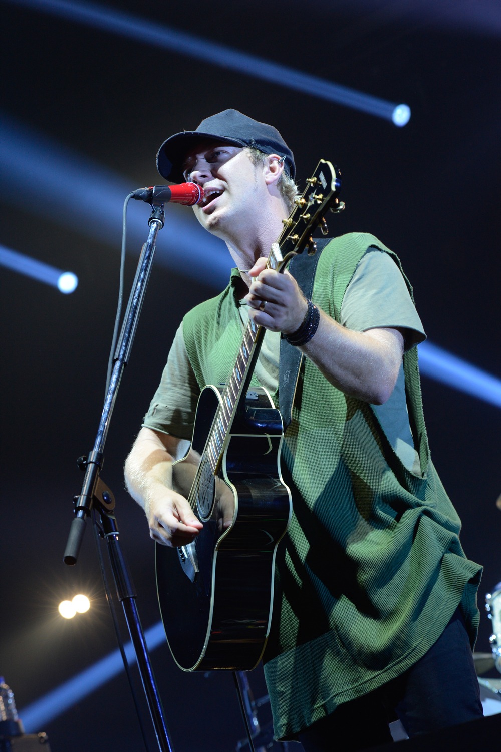 ブレイズ・プラント（Vo, G）