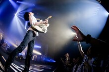 斎藤宏介（Vo, G）（Photo by Viola Kam [V'z Twinkle]）