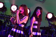 WHY@DOLLワンマンライブ「SUMMER～MUSIC OF（EN）JOY～」の様子。