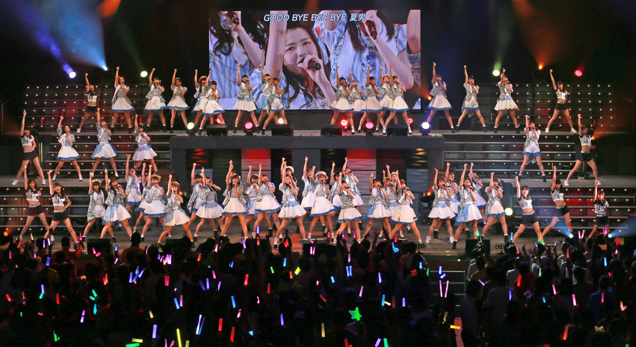「Hello! Project 2016 SUMMER～～Sunshine Parade～ / ～Rainbow Carnival～」オープニングの様子。