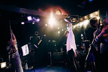 Shout it Out「Shout it Out ワンマンライブ～大人になること～」東京・CHELSEA HOTEL公演の様子。
