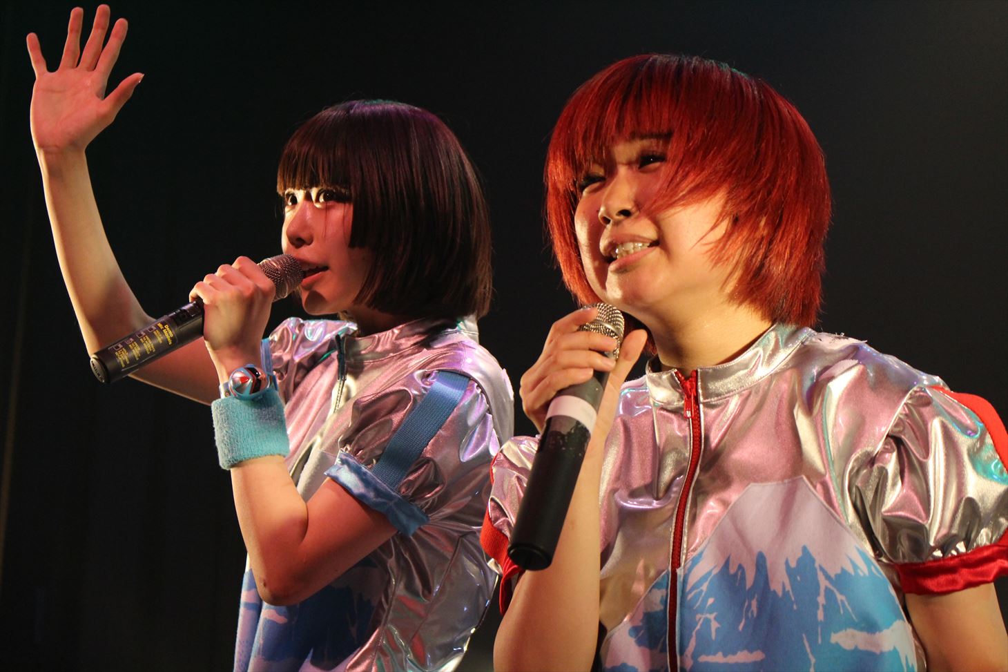 左からあの、しふぉん。（写真提供：You'll Records）