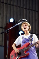 松岡彩（B）（撮影：岡田貴之）