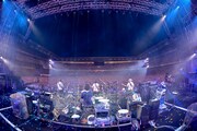 「BUMP OF CHICKEN STADIUM TOUR 2016 "BFLY"」ファイナル公演の様子。（撮影：古渓一道）