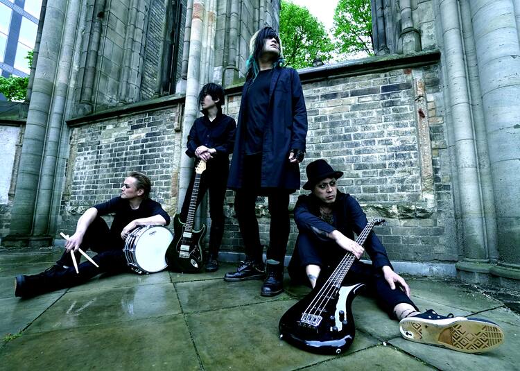 BALZAC、ドイツツアーに密着したライブドキュメンタリーDVD発売 - 音楽 