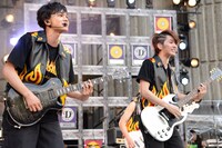 左からTAKUMI、MASAKI。