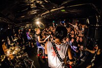 「漢祭2016 -FAT BOYZ DREAM!!-」の様子。（撮影：ヤマダマサヒロ）