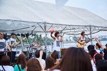 PARKステージに出演したSPiCYSOL。（写真提供：ワーナーミュージック・ジャパン）