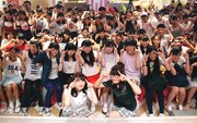 7月18日に東京・JOL原宿にて行われたファンイベント「まこみなパーティー」の様子。（写真提供：Virgin Music）