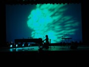 「10周年ありがとう!弾き語り全曲ライブ!」東京・よみうりホール公演の様子。(写真提供:ポニーキャニオン)