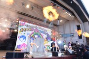 たこやきレインボー「オオサカアイドルフェスティバル 2016」の様子。