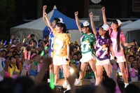 たこやきレインボー「オオサカアイドルフェスティバル 2016」の様子。