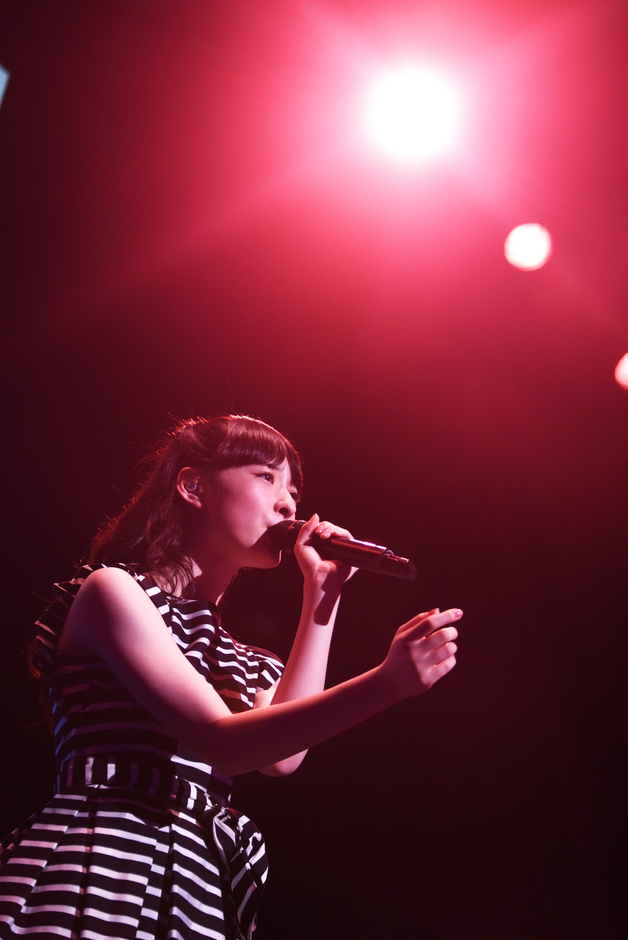 松野莉奈