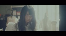 乃木坂46「裸足でSummer」初回限定盤付属DVDのワンシーン。