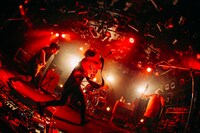 SHE'S「The Everglow ～chapter.1～」初日公演の様子。 （写真提供：Virgin Music）