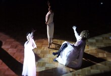 「KAMIJO生誕祭『Rose Fes -Supported by UUUU-』」の様子。 （写真提供：ワーナーミュージック・ジャパン）