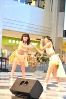 左からヒマワリ、リーナ。