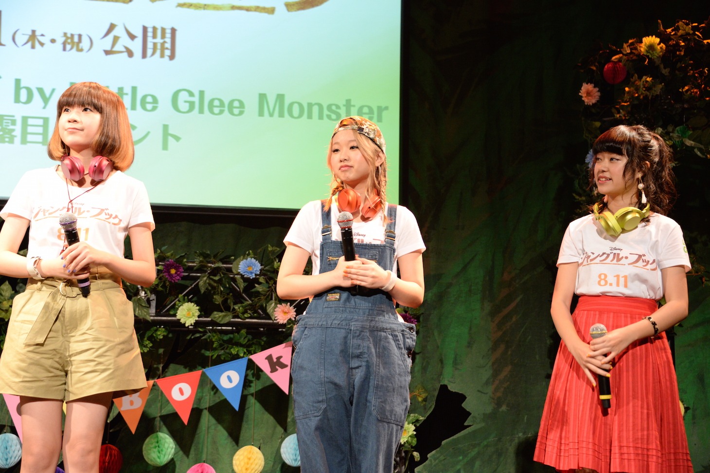 左からmanaka、麻珠、アサヒ。