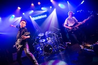 布袋寅泰のロサンゼルス公演の様子。（Photo by MICHIKO YAMAMOTO）