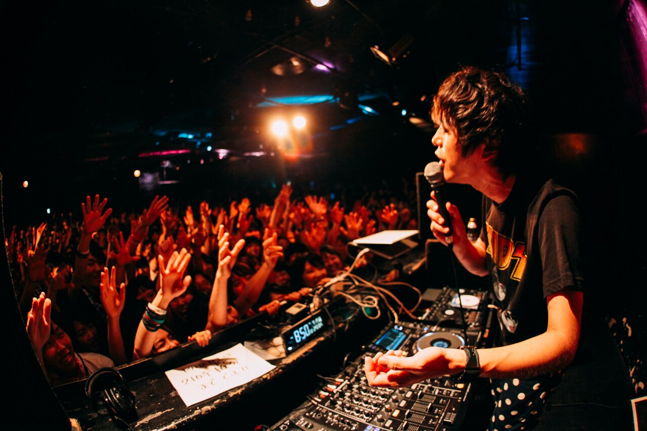 コラボはバンドに回転指示!? 生誕前日に大盛況「ピエールフェス」