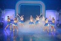 Wake Up, Girls!ツアー「あっちこっち行くけどごめんね！」舞浜アンフィシアター公演の様子。（写真提供：DIVE II entertainment）