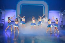 Wake Up, Girls!ツアー「あっちこっち行くけどごめんね！」舞浜アンフィシアター公演の様子。（写真提供：DIVE II entertainment）