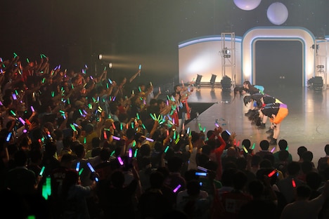 Wake Up, Girls!ツアー「あっちこっち行くけどごめんね！」舞浜アンフィシアター公演、アンコールの様子。（写真提供：DIVE II entertainment）