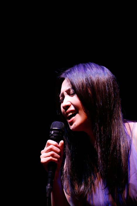 鬼束ちひろ（撮影：堀田芳香）