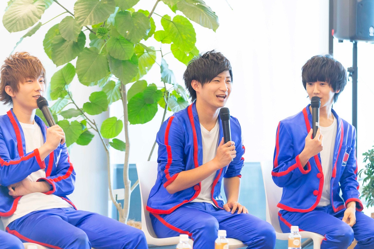 「“CUBERS結成1周年記念日”3rd SG DVD盤発売&JUNON CUBERS 3P特集記念！ SPECIAL EVENT」の様子。（撮影：牛島康介）