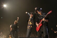 FLOW（撮影：nonfix creative [大武紘明、小谷信介、齋藤正、宮崎慎之輔]）